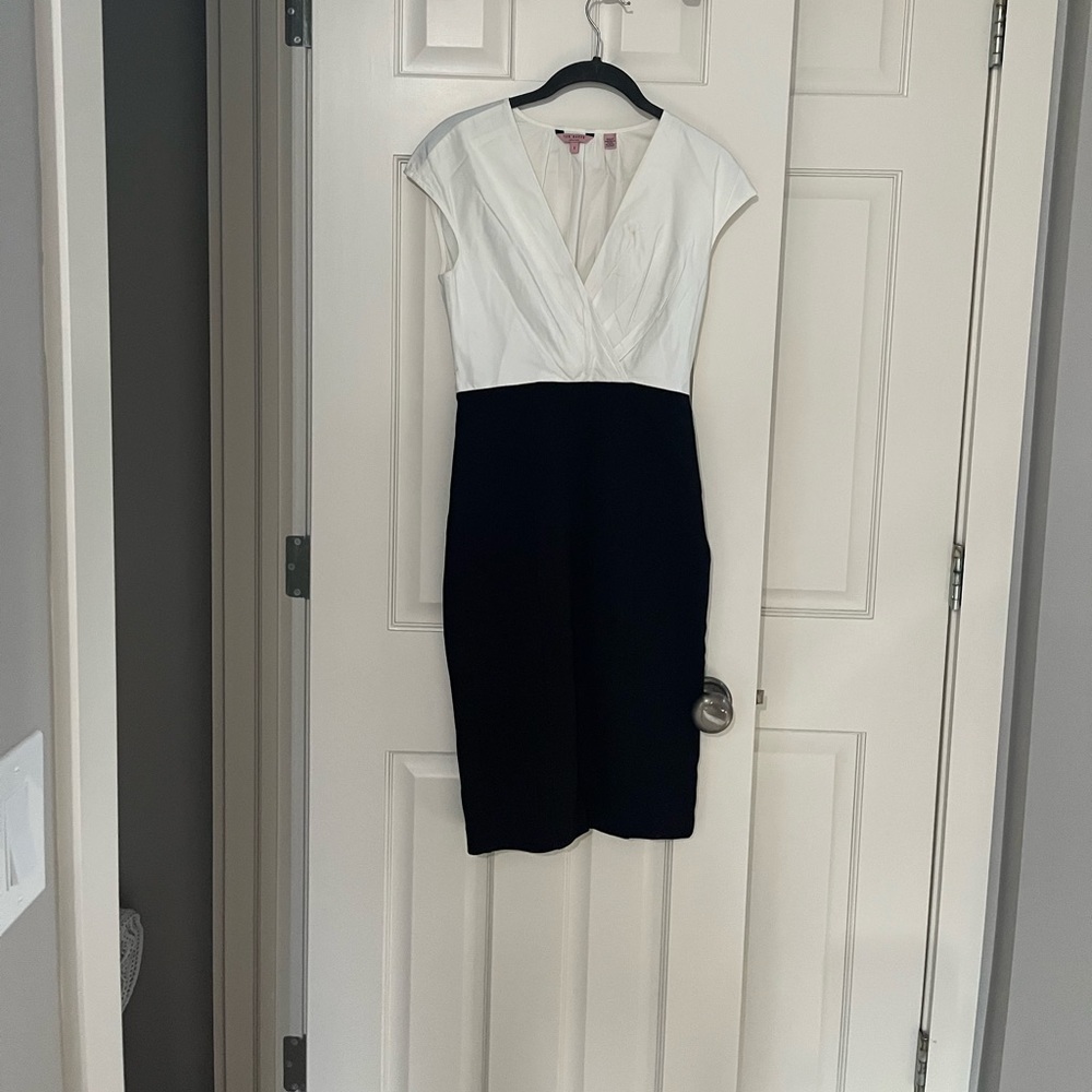 Ted Baker Size 1 colour block stretch bottom cotton dress side zip like new